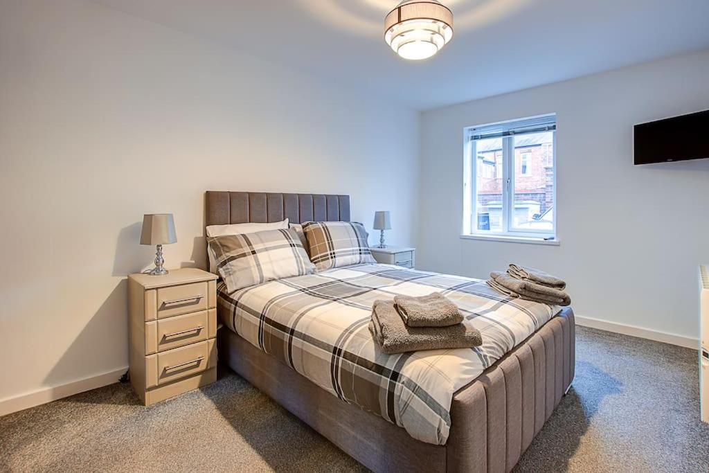 Sunderland Short Stays 2 Bedroom Apartment Free Parking Fulwell Sr6 Exterior foto